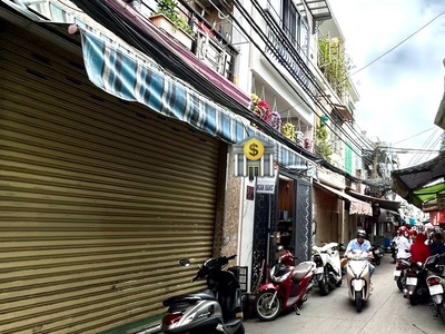 Nhà bán nằm trên cung đ.đoàn văn bơ--vị trí đẹp --thích hợp kính doanh mua bán đa ngành nghề. 1