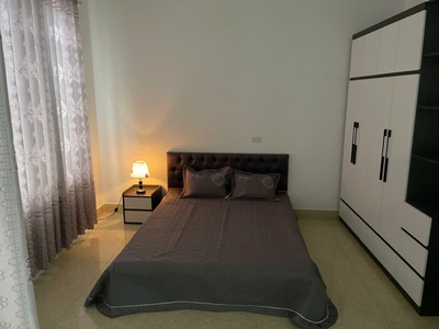 Cho thuê nhà phố Văn Cao, DT: 63m2, 3 phòng ngủ full đồ. 5