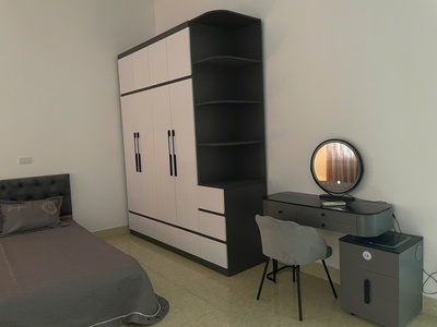 Cho thuê nhà phố Văn Cao, DT: 63m2, 3 phòng ngủ full đồ. 9