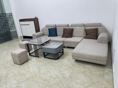 Cho thuê nhà phố Văn Cao, DT: 63m2, 3 phòng ngủ full đồ. 1