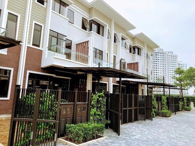 Bán nhaà kdc nguyễn sơn bình hưng , bc  3 lầu .100m2 chỉ 12 tỷ 0