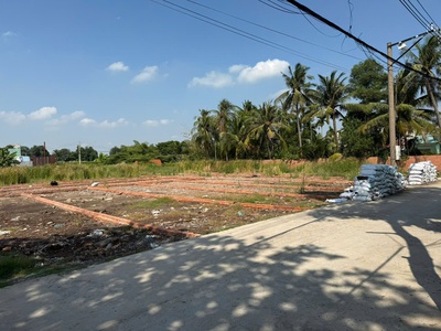 Chỉ 2 tỷ sở hữu ngay nền 60m ngay chân cầu Phú Long giáp ranh Quận 12 1