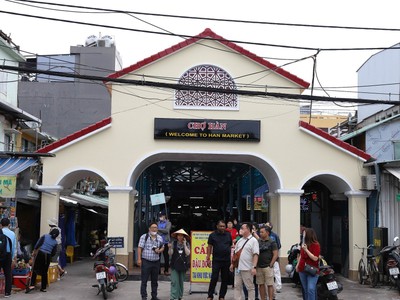 Bán nhanh nhà đường hùng vương gần phan châu trinh,ngay nhà hát trưng vương.dt 10m x 23m 0