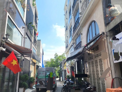 Gần phạm văn đồng - 5 tầng 52m2 - hẻm ô tô tránh - chỉ 8tỷ.x tl 0