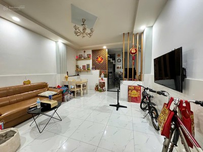 4,7tỷ - 4 tầng 3,8x14m, dương bá trạc, nguyễn văn cừ, gần aeon mall quận 8 1