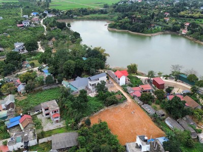 Lô đất view hồ cách mặt nước 20m xã nam phương tiến, huyện chương mỹ, hà nội 1
