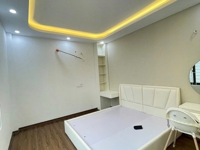 Nhà dân xây - trung tâm minh khai-10m ra mặt phố -full nội thất-gần hồ 2