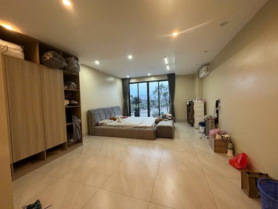 Nhà chính chủ - giá tốt - vị trí đẹp tại khu phân lô tái định cư ngọc thuy, long biên, tphn 3