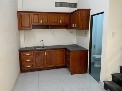 Nhà 1 trệt 1 lầu   btct kiên cố   gần trung tâm   chỉ 3 tỷ 199 4