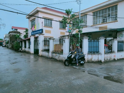 Bán đất trung hưng sơn tây, diện tích51m2, mặt tiền 5.2m, ô tô vào đất 0