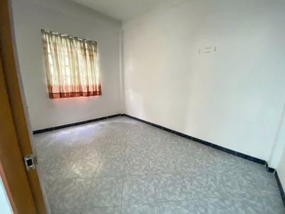 Bán nhà quận 11, đường lạc long quân, 48m2, 5 tầng, hẻm 8m, 8.4 tỷ 2