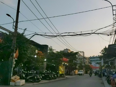 Bán nhà gò vấp, hẻm xe hơi phạm văn đồng, giáp bình thạnh,  138m , hơn 9 tỷ 1