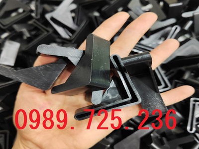 Chụp  đầu sắt  chữ V, chụp ke góc vuông 4