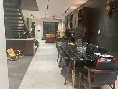 Bán nhà phân lô hoàng quốc việt, ôtô tránh, kinh doanh, 2 mặt thoáng, dt 65m2, giá 16 tỷ 750 3