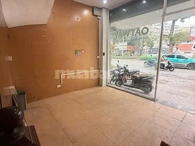 Chính chủ cho thuê cửa hàng diện tích 20m2, vỉa hè to rộng mặt phố 280 phố Kim Mã, Ba Đình 3