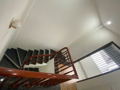 Nhà mới gara ô tô 7 chỗ bát khối-long biên 30m2 x 6 tầng,mặt tiền 6m, 8.5 tỷ. 3