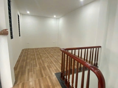 Nhà mới gara ô tô 7 chỗ bát khối-long biên 30m2 x 6 tầng,mặt tiền 6m, 8.5 tỷ. 4