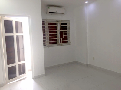 Tìm nữ hay nam ở ghép 1:1 Quận 4, 1tr75/người ,máy nóng lạnh, sạch sẽ 0