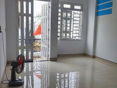 Nhà đẹp giá tốt chủ cần bán gấp hiếm có căn thứ 2 tại hiệp thành, quận 12 giá chỉ 4.25 tỷ 3