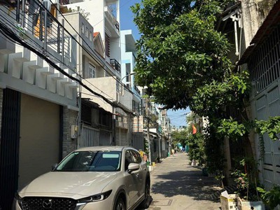 Nhà đẹp 2 tầng hẻm xe hơi thông   lâm thị hố - q.12   ngay hiệp thành city  42 m2 - 2pn - 2wc-  giá 1