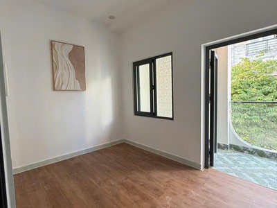 Nhà đẹp 2 tầng hẻm xe hơi thông   lâm thị hố - q.12   ngay hiệp thành city  42 m2 - 2pn - 2wc-  giá 4