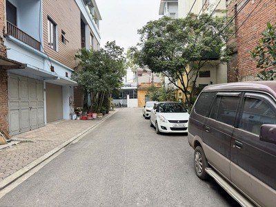 Bán 122,5m2 nhà cấp 4, 3 phòng trọ tại TĐC Cổ Bi, Gia Lâm. Ngay cạnh đường Cổ Bi và Công An Huyện 1