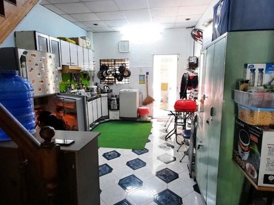 Nhà mặt tiền đường 147 phước long B, diện tích 80m vị trí đẹp 1