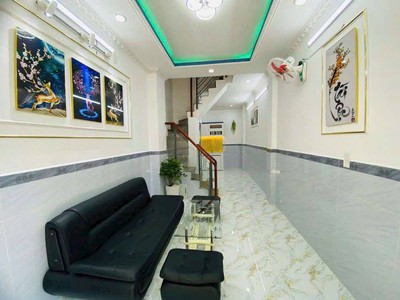 Bán nhà đẹp mới hoàn thiện- TT Nhà Bè - DT: 3,2m x 8,5m - Giá: 2Ty490 3