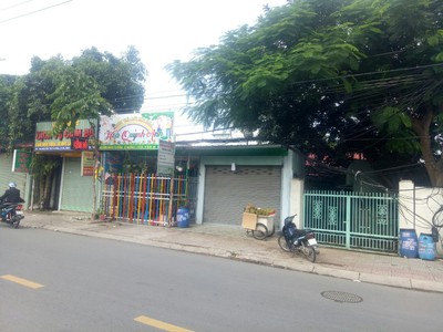 Cho thuê nhà mặt tiền dĩ an bình dương 200m2 12triệu/tháng - có thể thương lượng với chính chủ 0