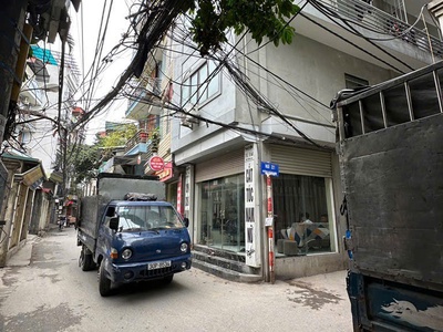 Bán nhà riêng tại Đường Hoàng Mai, Hoàng Mai,  Hà Nội diện tích 30m2  giá 6.8 Tỷ 8