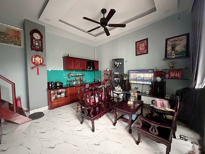 Bán nhà 2 tầng hẻm ô tô phường phước hải nha trang 1