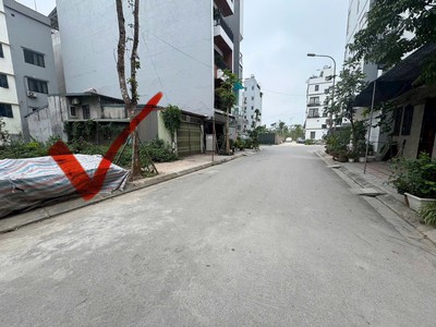 Siêu phẩm nhà tái định cư ngọc thụy   long biên - phân lô   gara 2 ô tô   thang máy   full nội thất 2