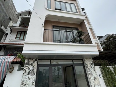 Siêu phẩm nhà tái định cư ngọc thụy   long biên - phân lô   gara 2 ô tô   thang máy   full nội thất 1