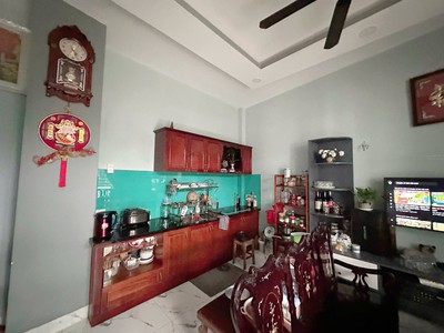 Bán nhà 2 tầng hẻm ô tô phường phước hải nha trang 2