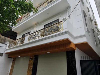 Bán nhả 7 tầng thang máy nhập nội thất mới tại phú thượng tây hồ giá chỉ hơn 11 tỷ 2