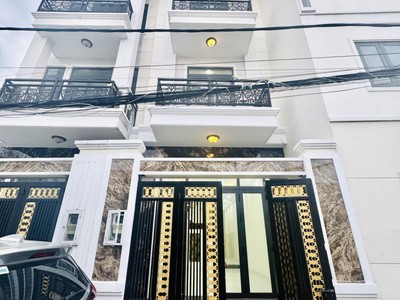 Bán nhà mặt phố quốc lộ 13, thủ đức, 60m , 4 tầng, 6.75  tỷ, sổ hồng 0