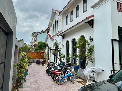 Bán đất biệt thự sân vườn 2 mặt tiền, hxh,  sẵn mặt bằng kinh doanh, linh trung thủ đức, giá chỉ 16 2