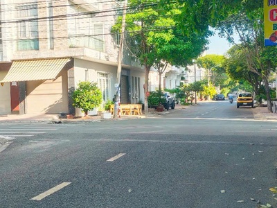 Quá hot, bán lô đất đẹp kdc d2d giáp đường d8, chỉ 5tỷ1 2