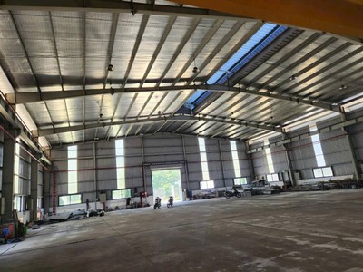 Kho, nhà xưởng mới, 270m2 và 890m2, sẵn PCCC tại Hoà Cầm, giá tốt chỉ 50k cho thuê 0