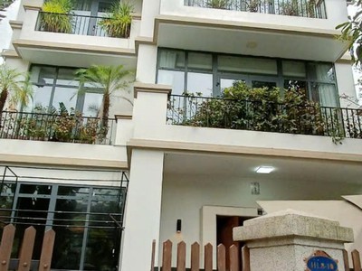 Bán biệt thự cao cấp - hoa lan, sài đồng, long biên - 382m , 4 tầng - sổ đỏ 0