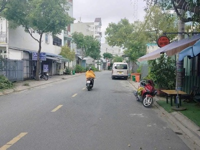 Nhà xưởng  9x40  mặt tiền tân chánh hiệp 04, quận 12 giá chỉ: 45tr/m 0