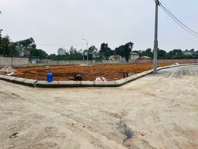 BÁN GẤP  Gia đình cần tiền bán lại mảnh 120m2 tại Trại Hồ, Cổ Đông, Sơn Tây chỉ nhỉnh 19tr/m2 1