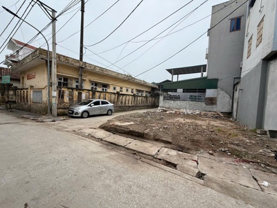 Chính chủ bán lô đất hoa hậu,thôn nội hợp ,phú xuyên ,hà nội .s 92,5m . giá 3,3 tỷ 0