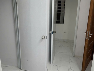 Nhượng phòng : do chuyển cv về quê nên bọn mình muốn nhượng phòng đình thôn, mỹ đình 2, nam từ 0