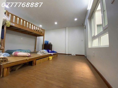 Nhà 4 tầng hxh q tân bình dân trí cao giá tốt chưa tới 80tr/m2 3