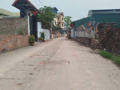 Nhỉnh 2tỷ, làn 2 tỉnh lộ 419, ô tô tránh, đại yên- chương mỹ. hàng xóm thị trấn chúc sơn 2