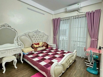 Nhà đẹp 4 tầng sát cạnh kđt hud vân canh, 4 tầng vỉa hè rộng ,đường 2 ô tô tránh, kinh doanh tốt 3