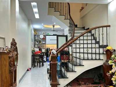 Nhà đẹp 4 tầng sát cạnh kđt hud vân canh, 4 tầng vỉa hè rộng ,đường 2 ô tô tránh, kinh doanh tốt 1
