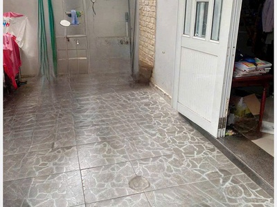 Bán nhà 3 tầng hẻm ô tô lê hồng phong phước hải nha trang  vị trí : đường 4m,thuận tiện di chuyển 1