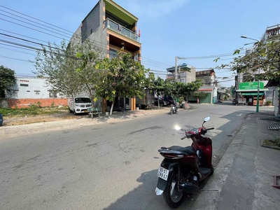 Bán Nhanh Đất Mặt Tiền Kinh Doanh 5x15.6 Gần Vincom Dĩ An 1